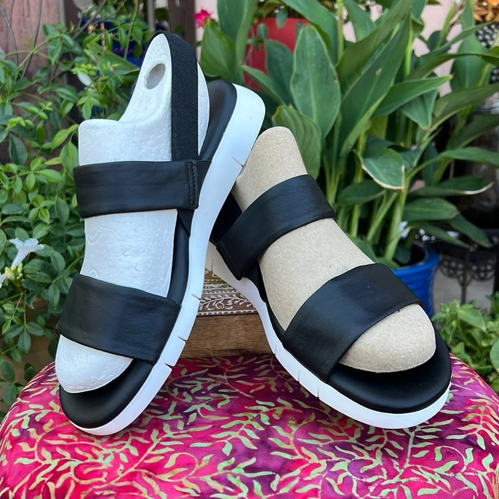 New Black Leather Strappy Slip On Cushion Sandals - Picture 4 of 15